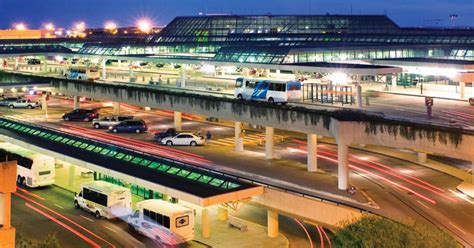 knoxville to nashville airport shuttle.